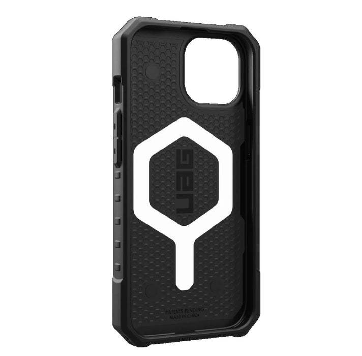 UAG Pathfinder MagSafe Apple iPhone 15 (6.1") Rugged Case - Black